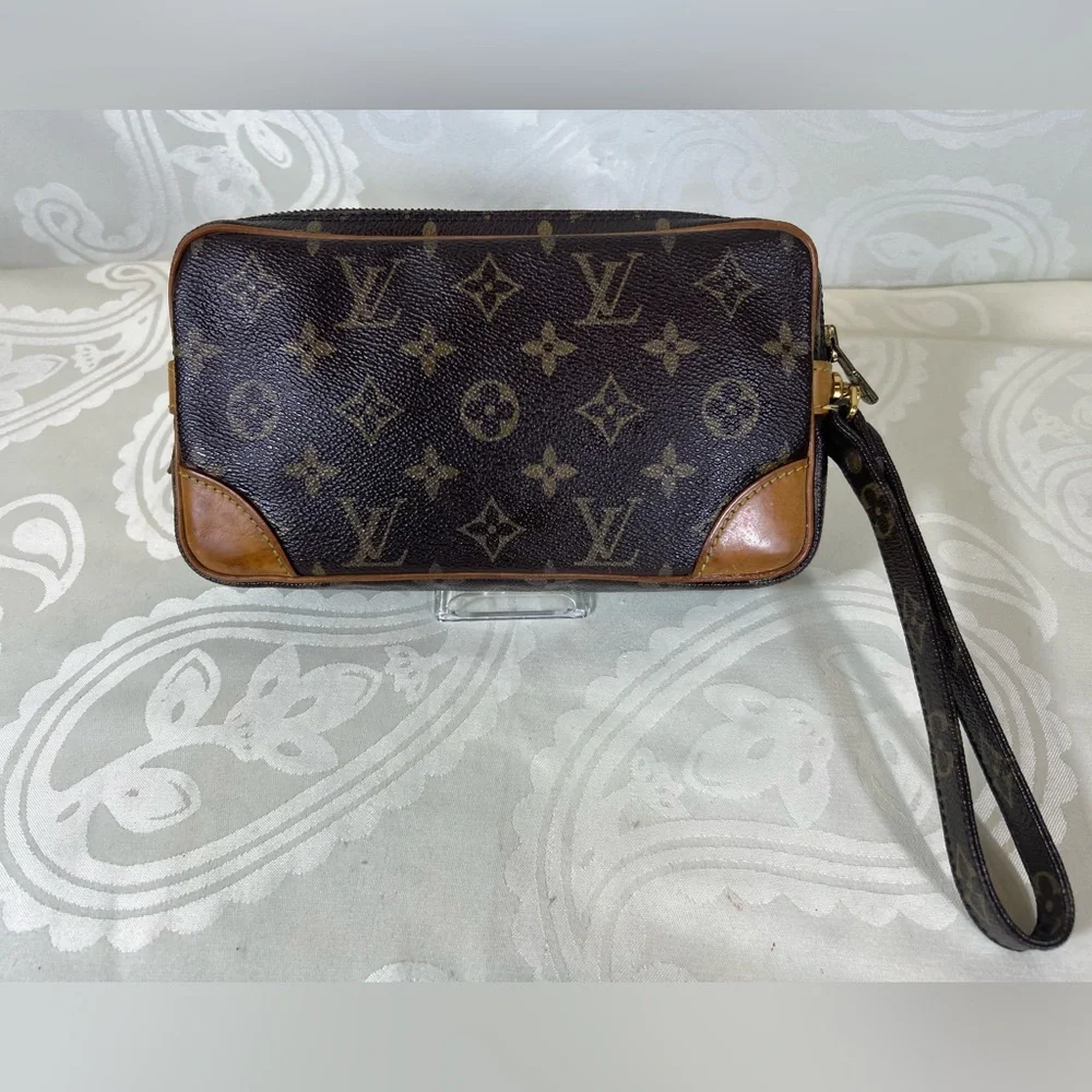 7011: Louis Vuitton Monogram Marly Dragonne GM Wristlet Clutch Vintage